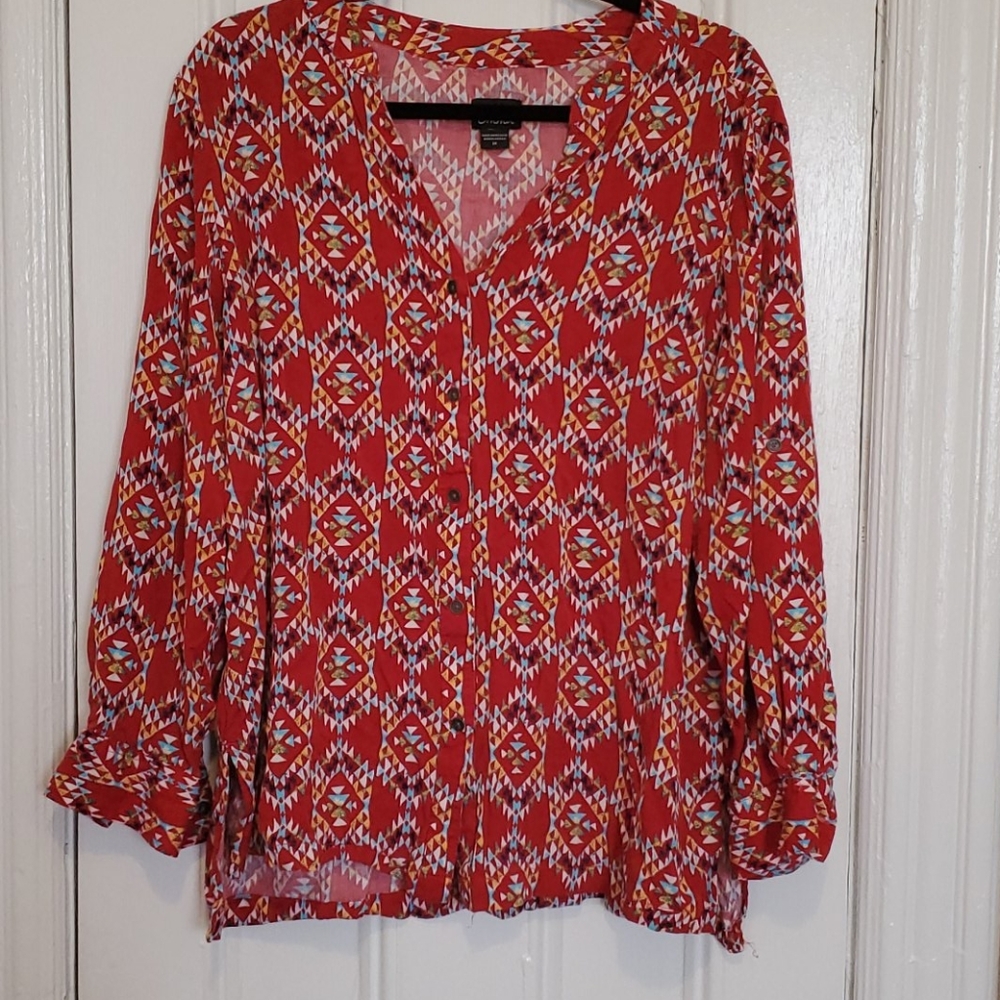 Simply Emma Button Down Geometric Print Blouse